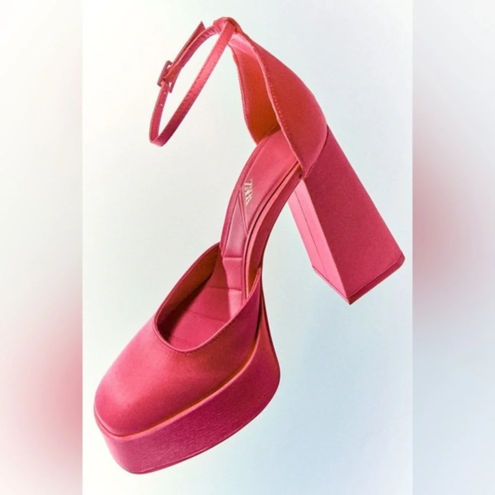 ZARA HEELED PLATFORM SHOES‎